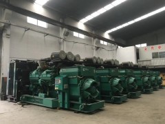 南平雙業(yè)務(wù)解析 挖掘機(jī)出租與電子產(chǎn)品銷(xiāo)售的行業(yè)現(xiàn)狀與運(yùn)營(yíng)策略
